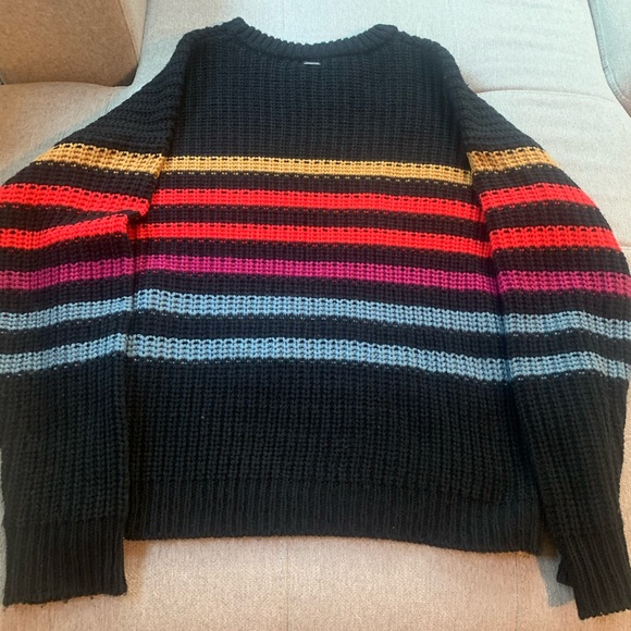 Volcom Rainbow Sweater: Like New Condition - Picture 5 of 5